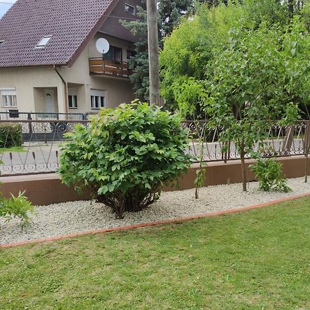 Apartman Aniko Vendeghaz Harkany Exterior photo
