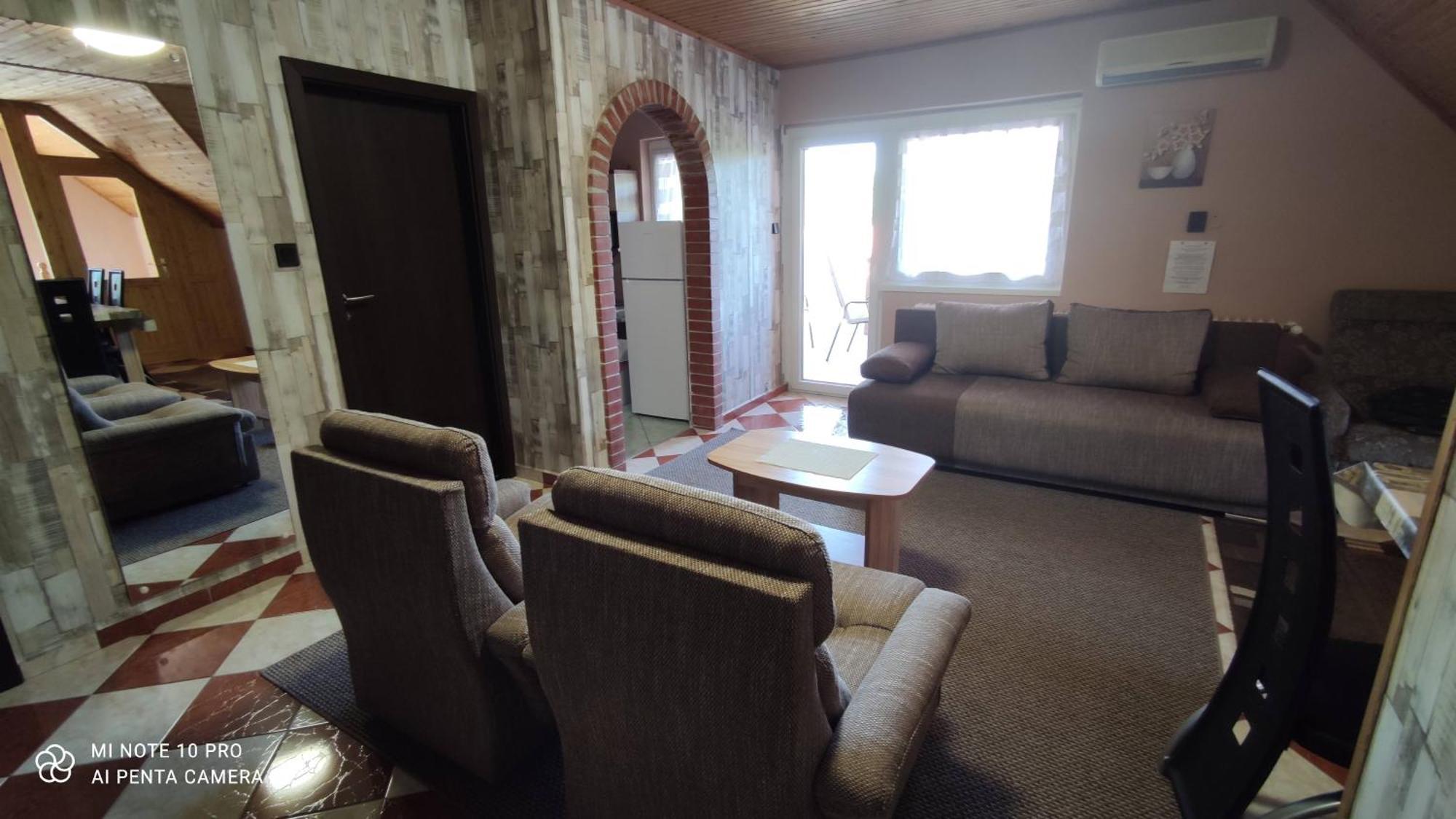 Apartman Aniko Vendeghaz Harkany Exterior photo
