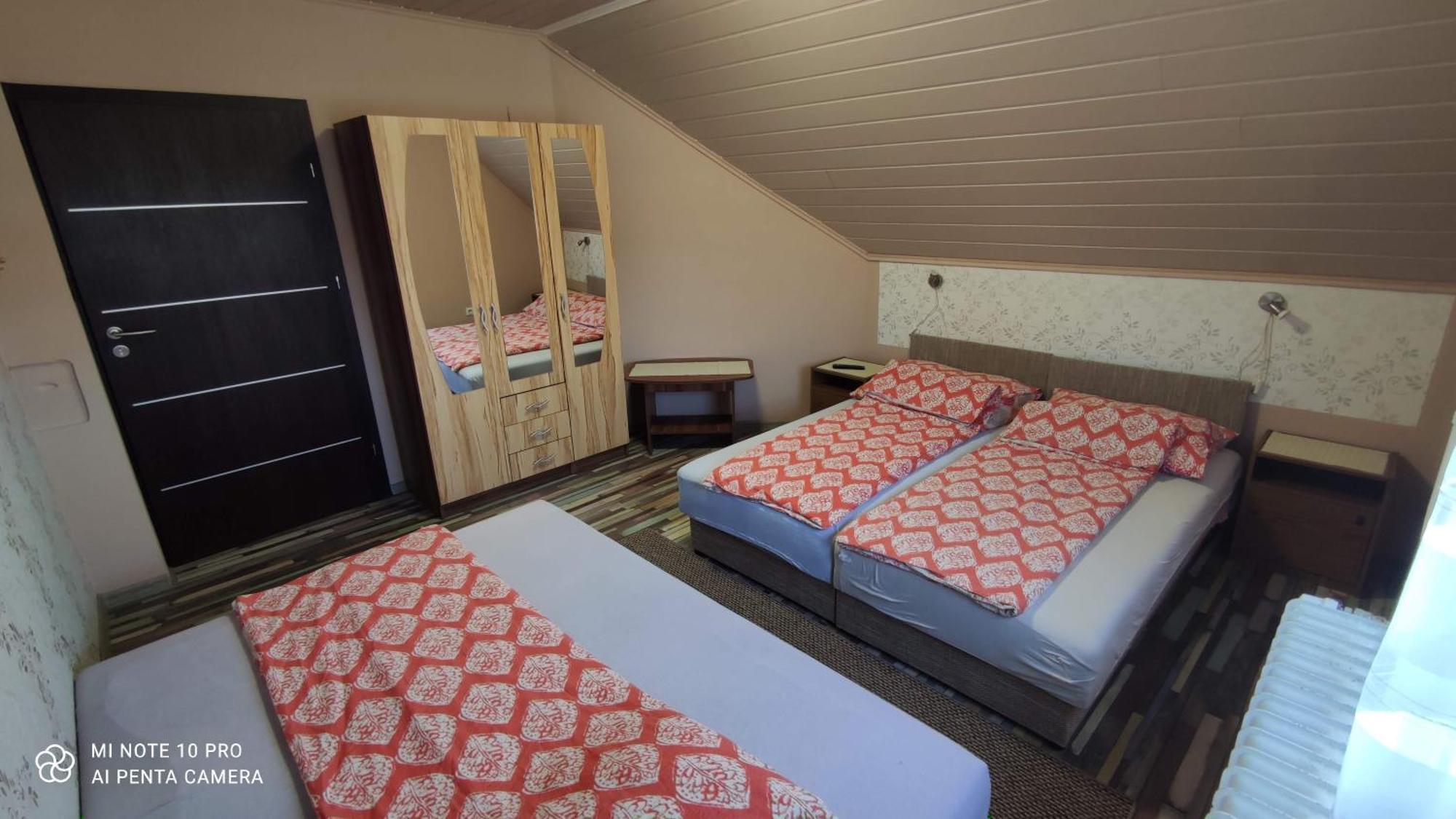 Apartman Aniko Vendeghaz Harkany Exterior photo