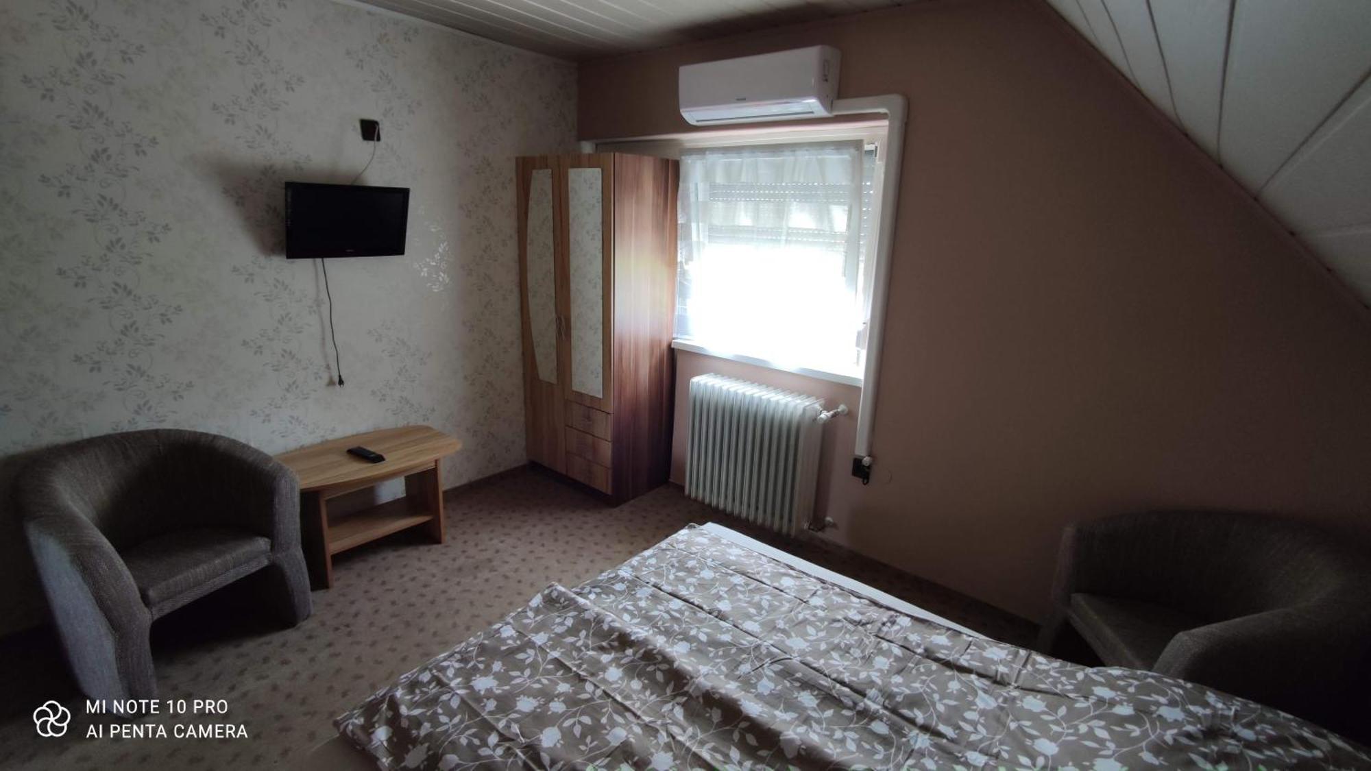 Apartman Aniko Vendeghaz Harkany Exterior photo