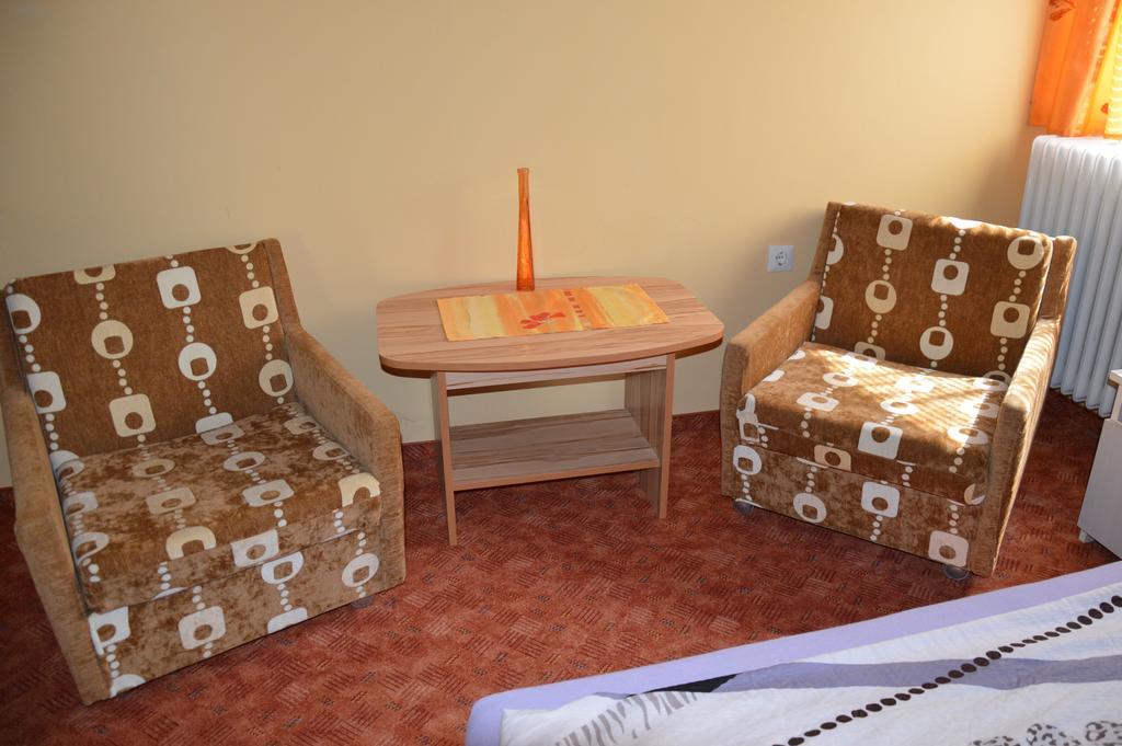 Apartman Aniko Vendeghaz Harkany Room photo